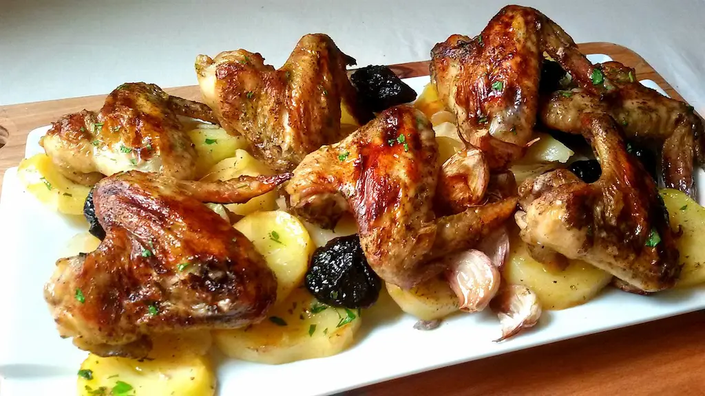 Receta de Alitas de Pollo al Horno a la Gallega